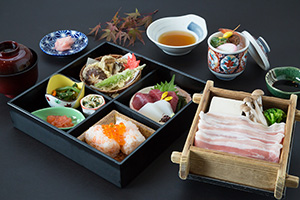 秋月(あきつき)御膳 2,310円